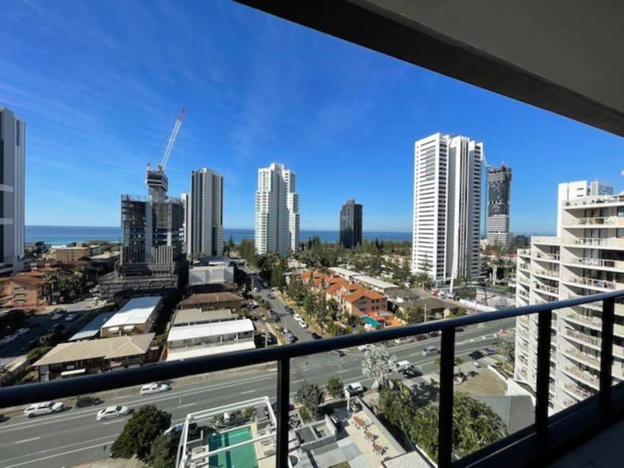 Broadbeach Apartment Level 10 With Beach Views Gold Coast Zewnętrze zdjęcie